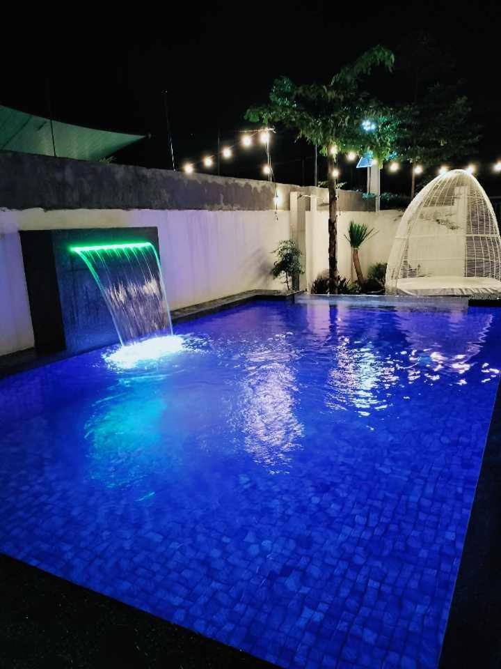 Hidden Haven Subic Villa W/ Infinity Pool ภายนอก รูปภาพ